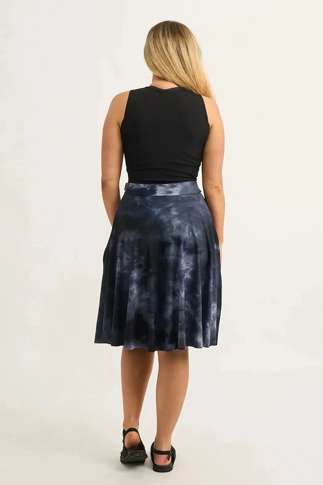 Silky Narrow Waisted Midi Skater Skirt W/ Pockets - Dark And Moody